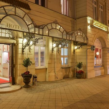 Altstadthotel Am Theater Cottbus Kültér fotó