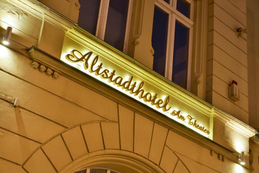 Altstadthotel Am Theater Cottbus Kültér fotó
